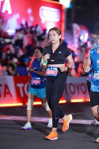 BIB: 5162, 45228
                            <button type="button" onclick="openModal(21426487)" class="btn btn-primary btn-sm float-right btn-popup" data-toggle="modal" data-target=".modal-high-quality">
                        <i class="fas fa-shopping-cart"></i> Add to Cart
                    </button>
                                            <button type="button" onclick="isThisMe(21426487, true)" class="btn btn-success btn-sm float-right btn-popup btn-isme hidden" data-toggle="tooltip" data-placement="bottom" title="นี่คือรูปของคุณใช่ไหม คลิกที่นี่เพื่อเอาเข้าอัลบั้ม">
                        <i class="fas fa-plus"></i> Add to album
                    </button>
                    <button type="button" onclick="isThisMe(21426487, false)" class="btn btn-warning btn-sm float-right btn-popup btn-isnotme hidden">
                        <i class="fas fa-ban"></i> Remove from album
                    </button>