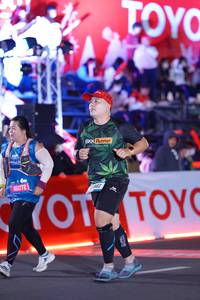 BIB: 46072
                            <button type="button" onclick="openModal(21412315)" class="btn btn-primary btn-sm float-right btn-popup" data-toggle="modal" data-target=".modal-high-quality">
                        <i class="fas fa-shopping-cart"></i> Add to Cart
                    </button>
                                            <button type="button" onclick="isThisMe(21412315, true)" class="btn btn-success btn-sm float-right btn-popup btn-isme hidden" data-toggle="tooltip" data-placement="bottom" title="นี่คือรูปของคุณใช่ไหม คลิกที่นี่เพื่อเอาเข้าอัลบั้ม">
                        <i class="fas fa-plus"></i> Add to album
                    </button>
                    <button type="button" onclick="isThisMe(21412315, false)" class="btn btn-warning btn-sm float-right btn-popup btn-isnotme hidden">
                        <i class="fas fa-ban"></i> Remove from album
                    </button>