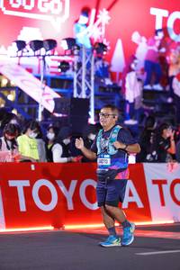 BIB: 44070
                            <button type="button" onclick="openModal(21424695)" class="btn btn-primary btn-sm float-right btn-popup" data-toggle="modal" data-target=".modal-high-quality">
                        <i class="fas fa-shopping-cart"></i> Add to Cart
                    </button>
                                            <button type="button" onclick="isThisMe(21424695, true)" class="btn btn-success btn-sm float-right btn-popup btn-isme hidden" data-toggle="tooltip" data-placement="bottom" title="นี่คือรูปของคุณใช่ไหม คลิกที่นี่เพื่อเอาเข้าอัลบั้ม">
                        <i class="fas fa-plus"></i> Add to album
                    </button>
                    <button type="button" onclick="isThisMe(21424695, false)" class="btn btn-warning btn-sm float-right btn-popup btn-isnotme hidden">
                        <i class="fas fa-ban"></i> Remove from album
                    </button>