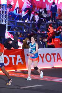 BIB: 782
                            <button type="button" onclick="openModal(21411416)" class="btn btn-primary btn-sm float-right btn-popup" data-toggle="modal" data-target=".modal-high-quality">
                        <i class="fas fa-shopping-cart"></i> Add to Cart
                    </button>
                                            <button type="button" onclick="isThisMe(21411416, true)" class="btn btn-success btn-sm float-right btn-popup btn-isme hidden" data-toggle="tooltip" data-placement="bottom" title="นี่คือรูปของคุณใช่ไหม คลิกที่นี่เพื่อเอาเข้าอัลบั้ม">
                        <i class="fas fa-plus"></i> Add to album
                    </button>
                    <button type="button" onclick="isThisMe(21411416, false)" class="btn btn-warning btn-sm float-right btn-popup btn-isnotme hidden">
                        <i class="fas fa-ban"></i> Remove from album
                    </button>