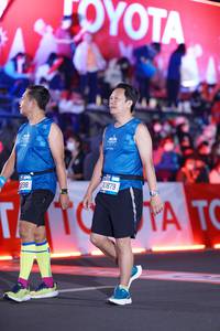 BIB: 398, 1879
                            <button type="button" onclick="openModal(21412562)" class="btn btn-primary btn-sm float-right btn-popup" data-toggle="modal" data-target=".modal-high-quality">
                        <i class="fas fa-shopping-cart"></i> Add to Cart
                    </button>
                                            <button type="button" onclick="isThisMe(21412562, true)" class="btn btn-success btn-sm float-right btn-popup btn-isme hidden" data-toggle="tooltip" data-placement="bottom" title="นี่คือรูปของคุณใช่ไหม คลิกที่นี่เพื่อเอาเข้าอัลบั้ม">
                        <i class="fas fa-plus"></i> Add to album
                    </button>
                    <button type="button" onclick="isThisMe(21412562, false)" class="btn btn-warning btn-sm float-right btn-popup btn-isnotme hidden">
                        <i class="fas fa-ban"></i> Remove from album
                    </button>