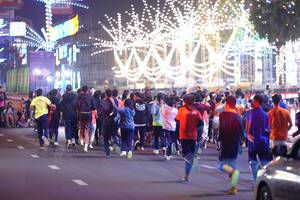 BIB: 
                            <button type="button" onclick="openModal(21438463)" class="btn btn-primary btn-sm float-right btn-popup" data-toggle="modal" data-target=".modal-high-quality">
                        <i class="fas fa-shopping-cart"></i> Add to Cart
                    </button>
                                            <button type="button" onclick="isThisMe(21438463, true)" class="btn btn-success btn-sm float-right btn-popup btn-isme hidden" data-toggle="tooltip" data-placement="bottom" title="นี่คือรูปของคุณใช่ไหม คลิกที่นี่เพื่อเอาเข้าอัลบั้ม">
                        <i class="fas fa-plus"></i> Add to album
                    </button>
                    <button type="button" onclick="isThisMe(21438463, false)" class="btn btn-warning btn-sm float-right btn-popup btn-isnotme hidden">
                        <i class="fas fa-ban"></i> Remove from album
                    </button>