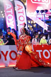 BIB: 68423
                            <button type="button" onclick="openModal(21422971)" class="btn btn-primary btn-sm float-right btn-popup" data-toggle="modal" data-target=".modal-high-quality">
                        <i class="fas fa-shopping-cart"></i> Add to Cart
                    </button>
                                            <button type="button" onclick="isThisMe(21422971, true)" class="btn btn-success btn-sm float-right btn-popup btn-isme hidden" data-toggle="tooltip" data-placement="bottom" title="นี่คือรูปของคุณใช่ไหม คลิกที่นี่เพื่อเอาเข้าอัลบั้ม">
                        <i class="fas fa-plus"></i> Add to album
                    </button>
                    <button type="button" onclick="isThisMe(21422971, false)" class="btn btn-warning btn-sm float-right btn-popup btn-isnotme hidden">
                        <i class="fas fa-ban"></i> Remove from album
                    </button>