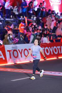 BIB: 141
                            <button type="button" onclick="openModal(21399638)" class="btn btn-primary btn-sm float-right btn-popup" data-toggle="modal" data-target=".modal-high-quality">
                        <i class="fas fa-shopping-cart"></i> Add to Cart
                    </button>
                                            <button type="button" onclick="isThisMe(21399638, true)" class="btn btn-success btn-sm float-right btn-popup btn-isme hidden" data-toggle="tooltip" data-placement="bottom" title="นี่คือรูปของคุณใช่ไหม คลิกที่นี่เพื่อเอาเข้าอัลบั้ม">
                        <i class="fas fa-plus"></i> Add to album
                    </button>
                    <button type="button" onclick="isThisMe(21399638, false)" class="btn btn-warning btn-sm float-right btn-popup btn-isnotme hidden">
                        <i class="fas fa-ban"></i> Remove from album
                    </button>