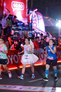 BIB: 867, 453321, 45975
                            <button type="button" onclick="openModal(21436018)" class="btn btn-primary btn-sm float-right btn-popup" data-toggle="modal" data-target=".modal-high-quality">
                        <i class="fas fa-shopping-cart"></i> Add to Cart
                    </button>
                                            <button type="button" onclick="isThisMe(21436018, true)" class="btn btn-success btn-sm float-right btn-popup btn-isme hidden" data-toggle="tooltip" data-placement="bottom" title="นี่คือรูปของคุณใช่ไหม คลิกที่นี่เพื่อเอาเข้าอัลบั้ม">
                        <i class="fas fa-plus"></i> Add to album
                    </button>
                    <button type="button" onclick="isThisMe(21436018, false)" class="btn btn-warning btn-sm float-right btn-popup btn-isnotme hidden">
                        <i class="fas fa-ban"></i> Remove from album
                    </button>