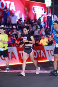 BIB: 201, 563
                            <button type="button" onclick="openModal(21414482)" class="btn btn-primary btn-sm float-right btn-popup" data-toggle="modal" data-target=".modal-high-quality">
                        <i class="fas fa-shopping-cart"></i> Add to Cart
                    </button>
                                            <button type="button" onclick="isThisMe(21414482, true)" class="btn btn-success btn-sm float-right btn-popup btn-isme hidden" data-toggle="tooltip" data-placement="bottom" title="นี่คือรูปของคุณใช่ไหม คลิกที่นี่เพื่อเอาเข้าอัลบั้ม">
                        <i class="fas fa-plus"></i> Add to album
                    </button>
                    <button type="button" onclick="isThisMe(21414482, false)" class="btn btn-warning btn-sm float-right btn-popup btn-isnotme hidden">
                        <i class="fas fa-ban"></i> Remove from album
                    </button>