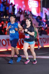 BIB: 77445, 0904, 063, 320, 7478
                            <button type="button" onclick="openModal(21428278)" class="btn btn-primary btn-sm float-right btn-popup" data-toggle="modal" data-target=".modal-high-quality">
                        <i class="fas fa-shopping-cart"></i> Add to Cart
                    </button>
                                            <button type="button" onclick="isThisMe(21428278, true)" class="btn btn-success btn-sm float-right btn-popup btn-isme hidden" data-toggle="tooltip" data-placement="bottom" title="นี่คือรูปของคุณใช่ไหม คลิกที่นี่เพื่อเอาเข้าอัลบั้ม">
                        <i class="fas fa-plus"></i> Add to album
                    </button>
                    <button type="button" onclick="isThisMe(21428278, false)" class="btn btn-warning btn-sm float-right btn-popup btn-isnotme hidden">
                        <i class="fas fa-ban"></i> Remove from album
                    </button>