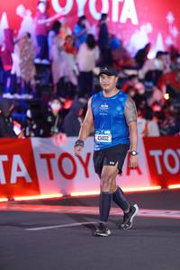 BIB: 43402
                            <button type="button" onclick="openModal(21424282)" class="btn btn-primary btn-sm float-right btn-popup" data-toggle="modal" data-target=".modal-high-quality">
                        <i class="fas fa-shopping-cart"></i> Add to Cart
                    </button>
                                            <button type="button" onclick="isThisMe(21424282, true)" class="btn btn-success btn-sm float-right btn-popup btn-isme hidden" data-toggle="tooltip" data-placement="bottom" title="นี่คือรูปของคุณใช่ไหม คลิกที่นี่เพื่อเอาเข้าอัลบั้ม">
                        <i class="fas fa-plus"></i> Add to album
                    </button>
                    <button type="button" onclick="isThisMe(21424282, false)" class="btn btn-warning btn-sm float-right btn-popup btn-isnotme hidden">
                        <i class="fas fa-ban"></i> Remove from album
                    </button>