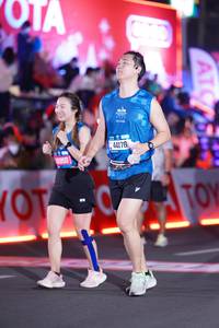 BIB: 5950, 2001, 44176, 4833
                            <button type="button" onclick="openModal(21424096)" class="btn btn-primary btn-sm float-right btn-popup" data-toggle="modal" data-target=".modal-high-quality">
                        <i class="fas fa-shopping-cart"></i> Add to Cart
                    </button>
                                            <button type="button" onclick="isThisMe(21424096, true)" class="btn btn-success btn-sm float-right btn-popup btn-isme hidden" data-toggle="tooltip" data-placement="bottom" title="นี่คือรูปของคุณใช่ไหม คลิกที่นี่เพื่อเอาเข้าอัลบั้ม">
                        <i class="fas fa-plus"></i> Add to album
                    </button>
                    <button type="button" onclick="isThisMe(21424096, false)" class="btn btn-warning btn-sm float-right btn-popup btn-isnotme hidden">
                        <i class="fas fa-ban"></i> Remove from album
                    </button>