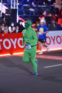 BIB: 42167
                            <button type="button" onclick="openModal(21400687)" class="btn btn-primary btn-sm float-right btn-popup" data-toggle="modal" data-target=".modal-high-quality">
                        <i class="fas fa-shopping-cart"></i> Add to Cart
                    </button>
                                            <button type="button" onclick="isThisMe(21400687, true)" class="btn btn-success btn-sm float-right btn-popup btn-isme hidden" data-toggle="tooltip" data-placement="bottom" title="นี่คือรูปของคุณใช่ไหม คลิกที่นี่เพื่อเอาเข้าอัลบั้ม">
                        <i class="fas fa-plus"></i> Add to album
                    </button>
                    <button type="button" onclick="isThisMe(21400687, false)" class="btn btn-warning btn-sm float-right btn-popup btn-isnotme hidden">
                        <i class="fas fa-ban"></i> Remove from album
                    </button>