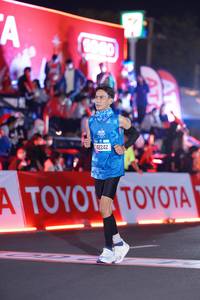 BIB: 2000, 42242
                            <button type="button" onclick="openModal(21415529)" class="btn btn-primary btn-sm float-right btn-popup" data-toggle="modal" data-target=".modal-high-quality">
                        <i class="fas fa-shopping-cart"></i> Add to Cart
                    </button>
                                            <button type="button" onclick="isThisMe(21415529, true)" class="btn btn-success btn-sm float-right btn-popup btn-isme hidden" data-toggle="tooltip" data-placement="bottom" title="นี่คือรูปของคุณใช่ไหม คลิกที่นี่เพื่อเอาเข้าอัลบั้ม">
                        <i class="fas fa-plus"></i> Add to album
                    </button>
                    <button type="button" onclick="isThisMe(21415529, false)" class="btn btn-warning btn-sm float-right btn-popup btn-isnotme hidden">
                        <i class="fas fa-ban"></i> Remove from album
                    </button>