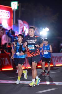 BIB: 431, 44168
                            <button type="button" onclick="openModal(21426903)" class="btn btn-primary btn-sm float-right btn-popup" data-toggle="modal" data-target=".modal-high-quality">
                        <i class="fas fa-shopping-cart"></i> Add to Cart
                    </button>
                                            <button type="button" onclick="isThisMe(21426903, true)" class="btn btn-success btn-sm float-right btn-popup btn-isme hidden" data-toggle="tooltip" data-placement="bottom" title="นี่คือรูปของคุณใช่ไหม คลิกที่นี่เพื่อเอาเข้าอัลบั้ม">
                        <i class="fas fa-plus"></i> Add to album
                    </button>
                    <button type="button" onclick="isThisMe(21426903, false)" class="btn btn-warning btn-sm float-right btn-popup btn-isnotme hidden">
                        <i class="fas fa-ban"></i> Remove from album
                    </button>