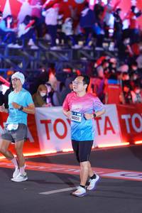 BIB: 152, 44059
                            <button type="button" onclick="openModal(21401922)" class="btn btn-primary btn-sm float-right btn-popup" data-toggle="modal" data-target=".modal-high-quality">
                        <i class="fas fa-shopping-cart"></i> Add to Cart
                    </button>
                                            <button type="button" onclick="isThisMe(21401922, true)" class="btn btn-success btn-sm float-right btn-popup btn-isme hidden" data-toggle="tooltip" data-placement="bottom" title="นี่คือรูปของคุณใช่ไหม คลิกที่นี่เพื่อเอาเข้าอัลบั้ม">
                        <i class="fas fa-plus"></i> Add to album
                    </button>
                    <button type="button" onclick="isThisMe(21401922, false)" class="btn btn-warning btn-sm float-right btn-popup btn-isnotme hidden">
                        <i class="fas fa-ban"></i> Remove from album
                    </button>