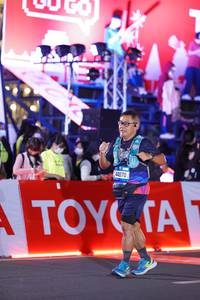 BIB: 44070
                            <button type="button" onclick="openModal(21424720)" class="btn btn-primary btn-sm float-right btn-popup" data-toggle="modal" data-target=".modal-high-quality">
                        <i class="fas fa-shopping-cart"></i> Add to Cart
                    </button>
                                            <button type="button" onclick="isThisMe(21424720, true)" class="btn btn-success btn-sm float-right btn-popup btn-isme hidden" data-toggle="tooltip" data-placement="bottom" title="นี่คือรูปของคุณใช่ไหม คลิกที่นี่เพื่อเอาเข้าอัลบั้ม">
                        <i class="fas fa-plus"></i> Add to album
                    </button>
                    <button type="button" onclick="isThisMe(21424720, false)" class="btn btn-warning btn-sm float-right btn-popup btn-isnotme hidden">
                        <i class="fas fa-ban"></i> Remove from album
                    </button>