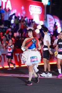 BIB: 2000, 68412
                            <button type="button" onclick="openModal(21430207)" class="btn btn-primary btn-sm float-right btn-popup" data-toggle="modal" data-target=".modal-high-quality">
                        <i class="fas fa-shopping-cart"></i> Add to Cart
                    </button>
                                            <button type="button" onclick="isThisMe(21430207, true)" class="btn btn-success btn-sm float-right btn-popup btn-isme hidden" data-toggle="tooltip" data-placement="bottom" title="นี่คือรูปของคุณใช่ไหม คลิกที่นี่เพื่อเอาเข้าอัลบั้ม">
                        <i class="fas fa-plus"></i> Add to album
                    </button>
                    <button type="button" onclick="isThisMe(21430207, false)" class="btn btn-warning btn-sm float-right btn-popup btn-isnotme hidden">
                        <i class="fas fa-ban"></i> Remove from album
                    </button>