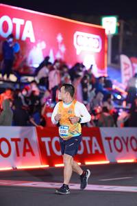 BIB: 683, 18300
                            <button type="button" onclick="openModal(21425550)" class="btn btn-primary btn-sm float-right btn-popup" data-toggle="modal" data-target=".modal-high-quality">
                        <i class="fas fa-shopping-cart"></i> Add to Cart
                    </button>
                                            <button type="button" onclick="isThisMe(21425550, true)" class="btn btn-success btn-sm float-right btn-popup btn-isme hidden" data-toggle="tooltip" data-placement="bottom" title="นี่คือรูปของคุณใช่ไหม คลิกที่นี่เพื่อเอาเข้าอัลบั้ม">
                        <i class="fas fa-plus"></i> Add to album
                    </button>
                    <button type="button" onclick="isThisMe(21425550, false)" class="btn btn-warning btn-sm float-right btn-popup btn-isnotme hidden">
                        <i class="fas fa-ban"></i> Remove from album
                    </button>