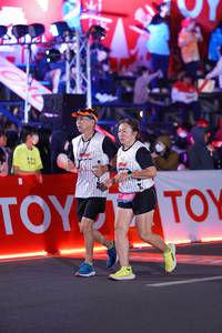 BIB: 
                            <button type="button" onclick="openModal(21427733)" class="btn btn-primary btn-sm float-right btn-popup" data-toggle="modal" data-target=".modal-high-quality">
                        <i class="fas fa-shopping-cart"></i> Add to Cart
                    </button>
                                            <button type="button" onclick="isThisMe(21427733, true)" class="btn btn-success btn-sm float-right btn-popup btn-isme hidden" data-toggle="tooltip" data-placement="bottom" title="นี่คือรูปของคุณใช่ไหม คลิกที่นี่เพื่อเอาเข้าอัลบั้ม">
                        <i class="fas fa-plus"></i> Add to album
                    </button>
                    <button type="button" onclick="isThisMe(21427733, false)" class="btn btn-warning btn-sm float-right btn-popup btn-isnotme hidden">
                        <i class="fas fa-ban"></i> Remove from album
                    </button>