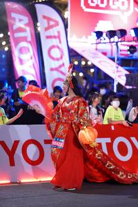 BIB: 68423
                            <button type="button" onclick="openModal(21422950)" class="btn btn-primary btn-sm float-right btn-popup" data-toggle="modal" data-target=".modal-high-quality">
                        <i class="fas fa-shopping-cart"></i> Add to Cart
                    </button>
                                            <button type="button" onclick="isThisMe(21422950, true)" class="btn btn-success btn-sm float-right btn-popup btn-isme hidden" data-toggle="tooltip" data-placement="bottom" title="นี่คือรูปของคุณใช่ไหม คลิกที่นี่เพื่อเอาเข้าอัลบั้ม">
                        <i class="fas fa-plus"></i> Add to album
                    </button>
                    <button type="button" onclick="isThisMe(21422950, false)" class="btn btn-warning btn-sm float-right btn-popup btn-isnotme hidden">
                        <i class="fas fa-ban"></i> Remove from album
                    </button>