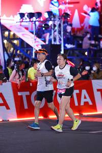 BIB: 
                            <button type="button" onclick="openModal(21427778)" class="btn btn-primary btn-sm float-right btn-popup" data-toggle="modal" data-target=".modal-high-quality">
                        <i class="fas fa-shopping-cart"></i> Add to Cart
                    </button>
                                            <button type="button" onclick="isThisMe(21427778, true)" class="btn btn-success btn-sm float-right btn-popup btn-isme hidden" data-toggle="tooltip" data-placement="bottom" title="นี่คือรูปของคุณใช่ไหม คลิกที่นี่เพื่อเอาเข้าอัลบั้ม">
                        <i class="fas fa-plus"></i> Add to album
                    </button>
                    <button type="button" onclick="isThisMe(21427778, false)" class="btn btn-warning btn-sm float-right btn-popup btn-isnotme hidden">
                        <i class="fas fa-ban"></i> Remove from album
                    </button>