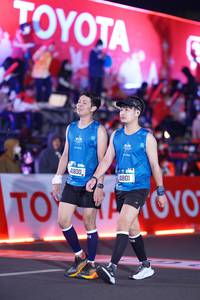 BIB: 100, 41800, 361, 41801
                            <button type="button" onclick="openModal(21413309)" class="btn btn-primary btn-sm float-right btn-popup" data-toggle="modal" data-target=".modal-high-quality">
                        <i class="fas fa-shopping-cart"></i> Add to Cart
                    </button>
                                            <button type="button" onclick="isThisMe(21413309, true)" class="btn btn-success btn-sm float-right btn-popup btn-isme hidden" data-toggle="tooltip" data-placement="bottom" title="นี่คือรูปของคุณใช่ไหม คลิกที่นี่เพื่อเอาเข้าอัลบั้ม">
                        <i class="fas fa-plus"></i> Add to album
                    </button>
                    <button type="button" onclick="isThisMe(21413309, false)" class="btn btn-warning btn-sm float-right btn-popup btn-isnotme hidden">
                        <i class="fas fa-ban"></i> Remove from album
                    </button>