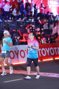 BIB: 40052, 4059
                            <button type="button" onclick="openModal(21401844)" class="btn btn-primary btn-sm float-right btn-popup" data-toggle="modal" data-target=".modal-high-quality">
                        <i class="fas fa-shopping-cart"></i> Add to Cart
                    </button>
                                            <button type="button" onclick="isThisMe(21401844, true)" class="btn btn-success btn-sm float-right btn-popup btn-isme hidden" data-toggle="tooltip" data-placement="bottom" title="นี่คือรูปของคุณใช่ไหม คลิกที่นี่เพื่อเอาเข้าอัลบั้ม">
                        <i class="fas fa-plus"></i> Add to album
                    </button>
                    <button type="button" onclick="isThisMe(21401844, false)" class="btn btn-warning btn-sm float-right btn-popup btn-isnotme hidden">
                        <i class="fas fa-ban"></i> Remove from album
                    </button>