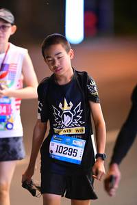 BIB: 10295
                            <button type="button" onclick="openModal(19669951)" class="btn btn-primary btn-sm float-right btn-popup" data-toggle="modal" data-target=".modal-high-quality">
                        <i class="fas fa-shopping-cart"></i> Add to Cart
                    </button>
                                            <button type="button" onclick="isThisMe(19669951, true)" class="btn btn-success btn-sm float-right btn-popup btn-isme hidden" data-toggle="tooltip" data-placement="bottom" title="นี่คือรูปของคุณใช่ไหม คลิกที่นี่เพื่อเอาเข้าอัลบั้ม">
                        <i class="fas fa-plus"></i> Add to album
                    </button>
                    <button type="button" onclick="isThisMe(19669951, false)" class="btn btn-warning btn-sm float-right btn-popup btn-isnotme hidden">
                        <i class="fas fa-ban"></i> Remove from album
                    </button>