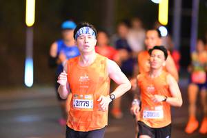 BIB: 6538, 21775, 20016
                            <button type="button" onclick="openModal(20497028)" class="btn btn-primary btn-sm float-right btn-popup" data-toggle="modal" data-target=".modal-high-quality">
                        <i class="fas fa-shopping-cart"></i> Add to Cart
                    </button>
                                            <button type="button" onclick="isThisMe(20497028, true)" class="btn btn-success btn-sm float-right btn-popup btn-isme hidden" data-toggle="tooltip" data-placement="bottom" title="นี่คือรูปของคุณใช่ไหม คลิกที่นี่เพื่อเอาเข้าอัลบั้ม">
                        <i class="fas fa-plus"></i> Add to album
                    </button>
                    <button type="button" onclick="isThisMe(20497028, false)" class="btn btn-warning btn-sm float-right btn-popup btn-isnotme hidden">
                        <i class="fas fa-ban"></i> Remove from album
                    </button>