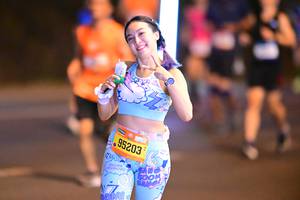 BIB: 95203
                            <button type="button" onclick="openModal(21083438)" class="btn btn-primary btn-sm float-right btn-popup" data-toggle="modal" data-target=".modal-high-quality">
                        <i class="fas fa-shopping-cart"></i> Add to Cart
                    </button>
                                            <button type="button" onclick="isThisMe(21083438, true)" class="btn btn-success btn-sm float-right btn-popup btn-isme hidden" data-toggle="tooltip" data-placement="bottom" title="นี่คือรูปของคุณใช่ไหม คลิกที่นี่เพื่อเอาเข้าอัลบั้ม">
                        <i class="fas fa-plus"></i> Add to album
                    </button>
                    <button type="button" onclick="isThisMe(21083438, false)" class="btn btn-warning btn-sm float-right btn-popup btn-isnotme hidden">
                        <i class="fas fa-ban"></i> Remove from album
                    </button>