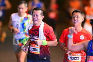 BIB: 24101, 140, 93221
                            <button type="button" onclick="openModal(20997695)" class="btn btn-primary btn-sm float-right btn-popup" data-toggle="modal" data-target=".modal-high-quality">
                        <i class="fas fa-shopping-cart"></i> Add to Cart
                    </button>
                                            <button type="button" onclick="isThisMe(20997695, true)" class="btn btn-success btn-sm float-right btn-popup btn-isme hidden" data-toggle="tooltip" data-placement="bottom" title="นี่คือรูปของคุณใช่ไหม คลิกที่นี่เพื่อเอาเข้าอัลบั้ม">
                        <i class="fas fa-plus"></i> Add to album
                    </button>
                    <button type="button" onclick="isThisMe(20997695, false)" class="btn btn-warning btn-sm float-right btn-popup btn-isnotme hidden">
                        <i class="fas fa-ban"></i> Remove from album
                    </button>