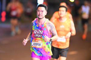 BIB: 22958
                            <button type="button" onclick="openModal(20673255)" class="btn btn-primary btn-sm float-right btn-popup" data-toggle="modal" data-target=".modal-high-quality">
                        <i class="fas fa-shopping-cart"></i> Add to Cart
                    </button>
                                            <button type="button" onclick="isThisMe(20673255, true)" class="btn btn-success btn-sm float-right btn-popup btn-isme hidden" data-toggle="tooltip" data-placement="bottom" title="นี่คือรูปของคุณใช่ไหม คลิกที่นี่เพื่อเอาเข้าอัลบั้ม">
                        <i class="fas fa-plus"></i> Add to album
                    </button>
                    <button type="button" onclick="isThisMe(20673255, false)" class="btn btn-warning btn-sm float-right btn-popup btn-isnotme hidden">
                        <i class="fas fa-ban"></i> Remove from album
                    </button>