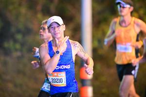 BIB: 20210
                            <button type="button" onclick="openModal(19950586)" class="btn btn-primary btn-sm float-right btn-popup" data-toggle="modal" data-target=".modal-high-quality">
                        <i class="fas fa-shopping-cart"></i> Add to Cart
                    </button>
                                            <button type="button" onclick="isThisMe(19950586, true)" class="btn btn-success btn-sm float-right btn-popup btn-isme hidden" data-toggle="tooltip" data-placement="bottom" title="นี่คือรูปของคุณใช่ไหม คลิกที่นี่เพื่อเอาเข้าอัลบั้ม">
                        <i class="fas fa-plus"></i> Add to album
                    </button>
                    <button type="button" onclick="isThisMe(19950586, false)" class="btn btn-warning btn-sm float-right btn-popup btn-isnotme hidden">
                        <i class="fas fa-ban"></i> Remove from album
                    </button>