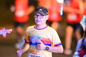 BIB: 20550
                            <button type="button" onclick="openModal(21061785)" class="btn btn-primary btn-sm float-right btn-popup" data-toggle="modal" data-target=".modal-high-quality">
                        <i class="fas fa-shopping-cart"></i> Add to Cart
                    </button>
                                            <button type="button" onclick="isThisMe(21061785, true)" class="btn btn-success btn-sm float-right btn-popup btn-isme hidden" data-toggle="tooltip" data-placement="bottom" title="นี่คือรูปของคุณใช่ไหม คลิกที่นี่เพื่อเอาเข้าอัลบั้ม">
                        <i class="fas fa-plus"></i> Add to album
                    </button>
                    <button type="button" onclick="isThisMe(21061785, false)" class="btn btn-warning btn-sm float-right btn-popup btn-isnotme hidden">
                        <i class="fas fa-ban"></i> Remove from album
                    </button>