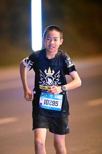 BIB: 10295
                            <button type="button" onclick="openModal(19672094)" class="btn btn-primary btn-sm float-right btn-popup" data-toggle="modal" data-target=".modal-high-quality">
                        <i class="fas fa-shopping-cart"></i> Add to Cart
                    </button>
                                            <button type="button" onclick="isThisMe(19672094, true)" class="btn btn-success btn-sm float-right btn-popup btn-isme hidden" data-toggle="tooltip" data-placement="bottom" title="นี่คือรูปของคุณใช่ไหม คลิกที่นี่เพื่อเอาเข้าอัลบั้ม">
                        <i class="fas fa-plus"></i> Add to album
                    </button>
                    <button type="button" onclick="isThisMe(19672094, false)" class="btn btn-warning btn-sm float-right btn-popup btn-isnotme hidden">
                        <i class="fas fa-ban"></i> Remove from album
                    </button>