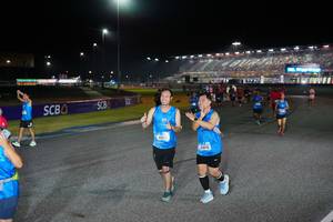 BIB: 432, 43878
                            <button type="button" onclick="openModal(20279892)" class="btn btn-primary btn-sm float-right btn-popup" data-toggle="modal" data-target=".modal-high-quality">
                        <i class="fas fa-shopping-cart"></i> Add to Cart
                    </button>
                                            <button type="button" onclick="isThisMe(20279892, true)" class="btn btn-success btn-sm float-right btn-popup btn-isme hidden" data-toggle="tooltip" data-placement="bottom" title="นี่คือรูปของคุณใช่ไหม คลิกที่นี่เพื่อเอาเข้าอัลบั้ม">
                        <i class="fas fa-plus"></i> Add to album
                    </button>
                    <button type="button" onclick="isThisMe(20279892, false)" class="btn btn-warning btn-sm float-right btn-popup btn-isnotme hidden">
                        <i class="fas fa-ban"></i> Remove from album
                    </button>