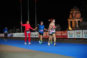 BIB: 1801, 1001
                            <button type="button" onclick="openModal(20441433)" class="btn btn-primary btn-sm float-right btn-popup" data-toggle="modal" data-target=".modal-high-quality">
                        <i class="fas fa-shopping-cart"></i> Add to Cart
                    </button>
                                            <button type="button" onclick="isThisMe(20441433, true)" class="btn btn-success btn-sm float-right btn-popup btn-isme hidden" data-toggle="tooltip" data-placement="bottom" title="นี่คือรูปของคุณใช่ไหม คลิกที่นี่เพื่อเอาเข้าอัลบั้ม">
                        <i class="fas fa-plus"></i> Add to album
                    </button>
                    <button type="button" onclick="isThisMe(20441433, false)" class="btn btn-warning btn-sm float-right btn-popup btn-isnotme hidden">
                        <i class="fas fa-ban"></i> Remove from album
                    </button>