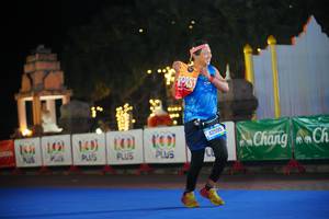 BIB: 100, 0000, 300, 42599
                            <button type="button" onclick="openModal(20440362)" class="btn btn-primary btn-sm float-right btn-popup" data-toggle="modal" data-target=".modal-high-quality">
                        <i class="fas fa-shopping-cart"></i> Add to Cart
                    </button>
                                            <button type="button" onclick="isThisMe(20440362, true)" class="btn btn-success btn-sm float-right btn-popup btn-isme hidden" data-toggle="tooltip" data-placement="bottom" title="นี่คือรูปของคุณใช่ไหม คลิกที่นี่เพื่อเอาเข้าอัลบั้ม">
                        <i class="fas fa-plus"></i> Add to album
                    </button>
                    <button type="button" onclick="isThisMe(20440362, false)" class="btn btn-warning btn-sm float-right btn-popup btn-isnotme hidden">
                        <i class="fas fa-ban"></i> Remove from album
                    </button>