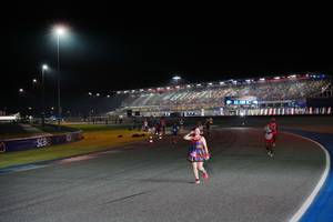 BIB: 43100
                            <button type="button" onclick="openModal(20277024)" class="btn btn-primary btn-sm float-right btn-popup" data-toggle="modal" data-target=".modal-high-quality">
                        <i class="fas fa-shopping-cart"></i> Add to Cart
                    </button>
                                            <button type="button" onclick="isThisMe(20277024, true)" class="btn btn-success btn-sm float-right btn-popup btn-isme hidden" data-toggle="tooltip" data-placement="bottom" title="นี่คือรูปของคุณใช่ไหม คลิกที่นี่เพื่อเอาเข้าอัลบั้ม">
                        <i class="fas fa-plus"></i> Add to album
                    </button>
                    <button type="button" onclick="isThisMe(20277024, false)" class="btn btn-warning btn-sm float-right btn-popup btn-isnotme hidden">
                        <i class="fas fa-ban"></i> Remove from album
                    </button>