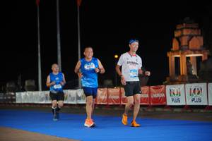 BIB: 41877, 42792, 1831, 100
                            <button type="button" onclick="openModal(20431260)" class="btn btn-primary btn-sm float-right btn-popup" data-toggle="modal" data-target=".modal-high-quality">
                        <i class="fas fa-shopping-cart"></i> Add to Cart
                    </button>
                                            <button type="button" onclick="isThisMe(20431260, true)" class="btn btn-success btn-sm float-right btn-popup btn-isme hidden" data-toggle="tooltip" data-placement="bottom" title="นี่คือรูปของคุณใช่ไหม คลิกที่นี่เพื่อเอาเข้าอัลบั้ม">
                        <i class="fas fa-plus"></i> Add to album
                    </button>
                    <button type="button" onclick="isThisMe(20431260, false)" class="btn btn-warning btn-sm float-right btn-popup btn-isnotme hidden">
                        <i class="fas fa-ban"></i> Remove from album
                    </button>