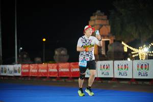 BIB: 42332, 1000, 1001
                            <button type="button" onclick="openModal(20438182)" class="btn btn-primary btn-sm float-right btn-popup" data-toggle="modal" data-target=".modal-high-quality">
                        <i class="fas fa-shopping-cart"></i> Add to Cart
                    </button>
                                            <button type="button" onclick="isThisMe(20438182, true)" class="btn btn-success btn-sm float-right btn-popup btn-isme hidden" data-toggle="tooltip" data-placement="bottom" title="นี่คือรูปของคุณใช่ไหม คลิกที่นี่เพื่อเอาเข้าอัลบั้ม">
                        <i class="fas fa-plus"></i> Add to album
                    </button>
                    <button type="button" onclick="isThisMe(20438182, false)" class="btn btn-warning btn-sm float-right btn-popup btn-isnotme hidden">
                        <i class="fas fa-ban"></i> Remove from album
                    </button>