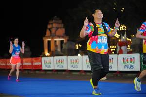 BIB: 473, 1901, 4419, 0000, 300
                            <button type="button" onclick="openModal(20455025)" class="btn btn-primary btn-sm float-right btn-popup" data-toggle="modal" data-target=".modal-high-quality">
                        <i class="fas fa-shopping-cart"></i> Add to Cart
                    </button>
                                            <button type="button" onclick="isThisMe(20455025, true)" class="btn btn-success btn-sm float-right btn-popup btn-isme hidden" data-toggle="tooltip" data-placement="bottom" title="นี่คือรูปของคุณใช่ไหม คลิกที่นี่เพื่อเอาเข้าอัลบั้ม">
                        <i class="fas fa-plus"></i> Add to album
                    </button>
                    <button type="button" onclick="isThisMe(20455025, false)" class="btn btn-warning btn-sm float-right btn-popup btn-isnotme hidden">
                        <i class="fas fa-ban"></i> Remove from album
                    </button>