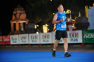 BIB: 100, 87454
                            <button type="button" onclick="openModal(20431096)" class="btn btn-primary btn-sm float-right btn-popup" data-toggle="modal" data-target=".modal-high-quality">
                        <i class="fas fa-shopping-cart"></i> Add to Cart
                    </button>
                                            <button type="button" onclick="isThisMe(20431096, true)" class="btn btn-success btn-sm float-right btn-popup btn-isme hidden" data-toggle="tooltip" data-placement="bottom" title="นี่คือรูปของคุณใช่ไหม คลิกที่นี่เพื่อเอาเข้าอัลบั้ม">
                        <i class="fas fa-plus"></i> Add to album
                    </button>
                    <button type="button" onclick="isThisMe(20431096, false)" class="btn btn-warning btn-sm float-right btn-popup btn-isnotme hidden">
                        <i class="fas fa-ban"></i> Remove from album
                    </button>