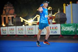 BIB: 101, 140, 2001, 405
                            <button type="button" onclick="openModal(20429166)" class="btn btn-primary btn-sm float-right btn-popup" data-toggle="modal" data-target=".modal-high-quality">
                        <i class="fas fa-shopping-cart"></i> Add to Cart
                    </button>
                                            <button type="button" onclick="isThisMe(20429166, true)" class="btn btn-success btn-sm float-right btn-popup btn-isme hidden" data-toggle="tooltip" data-placement="bottom" title="นี่คือรูปของคุณใช่ไหม คลิกที่นี่เพื่อเอาเข้าอัลบั้ม">
                        <i class="fas fa-plus"></i> Add to album
                    </button>
                    <button type="button" onclick="isThisMe(20429166, false)" class="btn btn-warning btn-sm float-right btn-popup btn-isnotme hidden">
                        <i class="fas fa-ban"></i> Remove from album
                    </button>