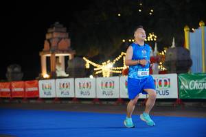 BIB: 101, 1400, 00000, 41512
                            <button type="button" onclick="openModal(20451878)" class="btn btn-primary btn-sm float-right btn-popup" data-toggle="modal" data-target=".modal-high-quality">
                        <i class="fas fa-shopping-cart"></i> Add to Cart
                    </button>
                                            <button type="button" onclick="isThisMe(20451878, true)" class="btn btn-success btn-sm float-right btn-popup btn-isme hidden" data-toggle="tooltip" data-placement="bottom" title="นี่คือรูปของคุณใช่ไหม คลิกที่นี่เพื่อเอาเข้าอัลบั้ม">
                        <i class="fas fa-plus"></i> Add to album
                    </button>
                    <button type="button" onclick="isThisMe(20451878, false)" class="btn btn-warning btn-sm float-right btn-popup btn-isnotme hidden">
                        <i class="fas fa-ban"></i> Remove from album
                    </button>