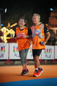 BIB: 2712, 3937, 101
                            <button type="button" onclick="openModal(20412355)" class="btn btn-primary btn-sm float-right btn-popup" data-toggle="modal" data-target=".modal-high-quality">
                        <i class="fas fa-shopping-cart"></i> Add to Cart
                    </button>
                                            <button type="button" onclick="isThisMe(20412355, true)" class="btn btn-success btn-sm float-right btn-popup btn-isme hidden" data-toggle="tooltip" data-placement="bottom" title="นี่คือรูปของคุณใช่ไหม คลิกที่นี่เพื่อเอาเข้าอัลบั้ม">
                        <i class="fas fa-plus"></i> Add to album
                    </button>
                    <button type="button" onclick="isThisMe(20412355, false)" class="btn btn-warning btn-sm float-right btn-popup btn-isnotme hidden">
                        <i class="fas fa-ban"></i> Remove from album
                    </button>