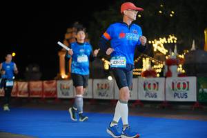 BIB: 43604, 101
                            <button type="button" onclick="openModal(20446990)" class="btn btn-primary btn-sm float-right btn-popup" data-toggle="modal" data-target=".modal-high-quality">
                        <i class="fas fa-shopping-cart"></i> Add to Cart
                    </button>
                                            <button type="button" onclick="isThisMe(20446990, true)" class="btn btn-success btn-sm float-right btn-popup btn-isme hidden" data-toggle="tooltip" data-placement="bottom" title="นี่คือรูปของคุณใช่ไหม คลิกที่นี่เพื่อเอาเข้าอัลบั้ม">
                        <i class="fas fa-plus"></i> Add to album
                    </button>
                    <button type="button" onclick="isThisMe(20446990, false)" class="btn btn-warning btn-sm float-right btn-popup btn-isnotme hidden">
                        <i class="fas fa-ban"></i> Remove from album
                    </button>