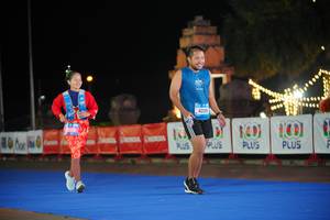 BIB: 5945, 133, 4200, 100
                            <button type="button" onclick="openModal(20432646)" class="btn btn-primary btn-sm float-right btn-popup" data-toggle="modal" data-target=".modal-high-quality">
                        <i class="fas fa-shopping-cart"></i> Add to Cart
                    </button>
                                            <button type="button" onclick="isThisMe(20432646, true)" class="btn btn-success btn-sm float-right btn-popup btn-isme hidden" data-toggle="tooltip" data-placement="bottom" title="นี่คือรูปของคุณใช่ไหม คลิกที่นี่เพื่อเอาเข้าอัลบั้ม">
                        <i class="fas fa-plus"></i> Add to album
                    </button>
                    <button type="button" onclick="isThisMe(20432646, false)" class="btn btn-warning btn-sm float-right btn-popup btn-isnotme hidden">
                        <i class="fas fa-ban"></i> Remove from album
                    </button>