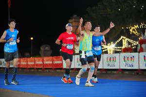 BIB: 43925, 44127, 42825, 416, 100
                            <button type="button" onclick="openModal(20445458)" class="btn btn-primary btn-sm float-right btn-popup" data-toggle="modal" data-target=".modal-high-quality">
                        <i class="fas fa-shopping-cart"></i> Add to Cart
                    </button>
                                            <button type="button" onclick="isThisMe(20445458, true)" class="btn btn-success btn-sm float-right btn-popup btn-isme hidden" data-toggle="tooltip" data-placement="bottom" title="นี่คือรูปของคุณใช่ไหม คลิกที่นี่เพื่อเอาเข้าอัลบั้ม">
                        <i class="fas fa-plus"></i> Add to album
                    </button>
                    <button type="button" onclick="isThisMe(20445458, false)" class="btn btn-warning btn-sm float-right btn-popup btn-isnotme hidden">
                        <i class="fas fa-ban"></i> Remove from album
                    </button>