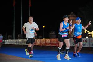 BIB: 4123, 45976, 4185
                            <button type="button" onclick="openModal(20451930)" class="btn btn-primary btn-sm float-right btn-popup" data-toggle="modal" data-target=".modal-high-quality">
                        <i class="fas fa-shopping-cart"></i> Add to Cart
                    </button>
                                            <button type="button" onclick="isThisMe(20451930, true)" class="btn btn-success btn-sm float-right btn-popup btn-isme hidden" data-toggle="tooltip" data-placement="bottom" title="นี่คือรูปของคุณใช่ไหม คลิกที่นี่เพื่อเอาเข้าอัลบั้ม">
                        <i class="fas fa-plus"></i> Add to album
                    </button>
                    <button type="button" onclick="isThisMe(20451930, false)" class="btn btn-warning btn-sm float-right btn-popup btn-isnotme hidden">
                        <i class="fas fa-ban"></i> Remove from album
                    </button>