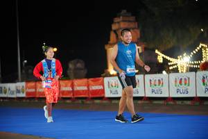 BIB: 133, 420, 0000, 1001
                            <button type="button" onclick="openModal(20432648)" class="btn btn-primary btn-sm float-right btn-popup" data-toggle="modal" data-target=".modal-high-quality">
                        <i class="fas fa-shopping-cart"></i> Add to Cart
                    </button>
                                            <button type="button" onclick="isThisMe(20432648, true)" class="btn btn-success btn-sm float-right btn-popup btn-isme hidden" data-toggle="tooltip" data-placement="bottom" title="นี่คือรูปของคุณใช่ไหม คลิกที่นี่เพื่อเอาเข้าอัลบั้ม">
                        <i class="fas fa-plus"></i> Add to album
                    </button>
                    <button type="button" onclick="isThisMe(20432648, false)" class="btn btn-warning btn-sm float-right btn-popup btn-isnotme hidden">
                        <i class="fas fa-ban"></i> Remove from album
                    </button>