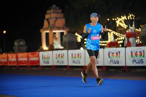 BIB: 133, 100, 45960, 0000, 1001
                            <button type="button" onclick="openModal(20431613)" class="btn btn-primary btn-sm float-right btn-popup" data-toggle="modal" data-target=".modal-high-quality">
                        <i class="fas fa-shopping-cart"></i> Add to Cart
                    </button>
                                            <button type="button" onclick="isThisMe(20431613, true)" class="btn btn-success btn-sm float-right btn-popup btn-isme hidden" data-toggle="tooltip" data-placement="bottom" title="นี่คือรูปของคุณใช่ไหม คลิกที่นี่เพื่อเอาเข้าอัลบั้ม">
                        <i class="fas fa-plus"></i> Add to album
                    </button>
                    <button type="button" onclick="isThisMe(20431613, false)" class="btn btn-warning btn-sm float-right btn-popup btn-isnotme hidden">
                        <i class="fas fa-ban"></i> Remove from album
                    </button>